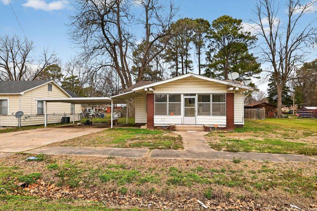 511 E Banks Street, England, AR 72046
