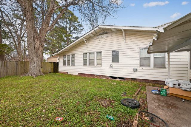 511 E Banks Street, England, AR 72046