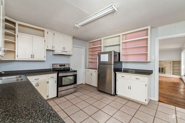 2609 W Beauregard Avenue, San Angelo, TX 76901