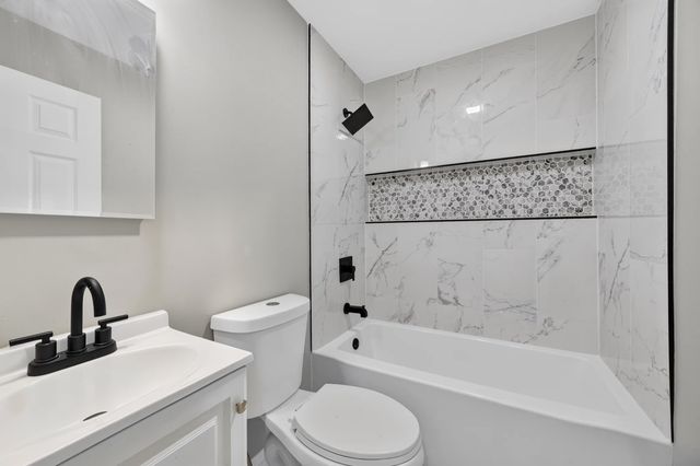 1713 222nd Place, Sauk Village, IL 60411