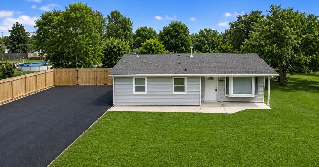 1713 222nd Place, Sauk Village, IL 60411