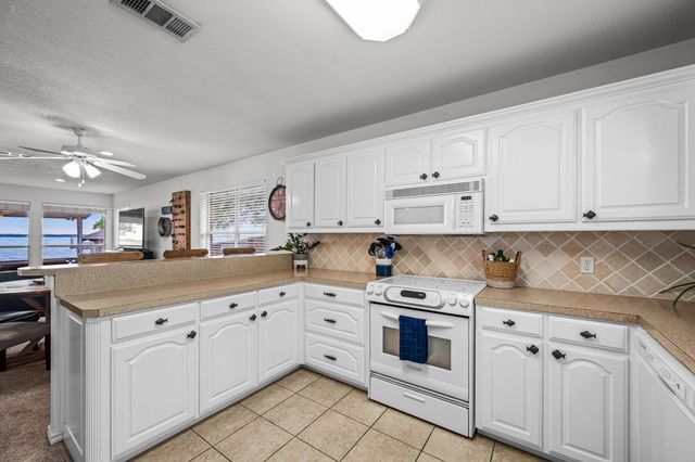 431 Jib Drive, Gun Barrel City, TX 75156