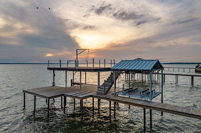431 Jib Drive, Gun Barrel City, TX 75156