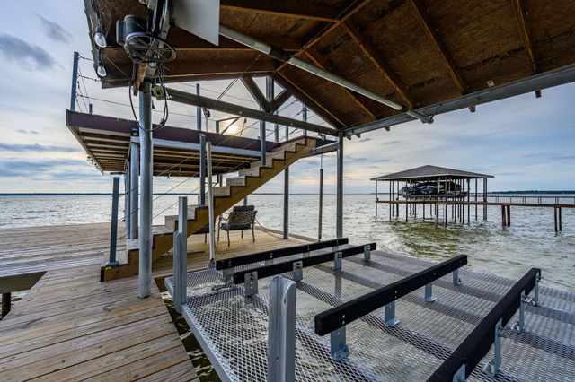 431 Jib Drive, Gun Barrel City, TX 75156