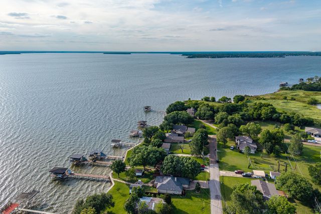 431 Jib Drive, Gun Barrel City, TX 75156