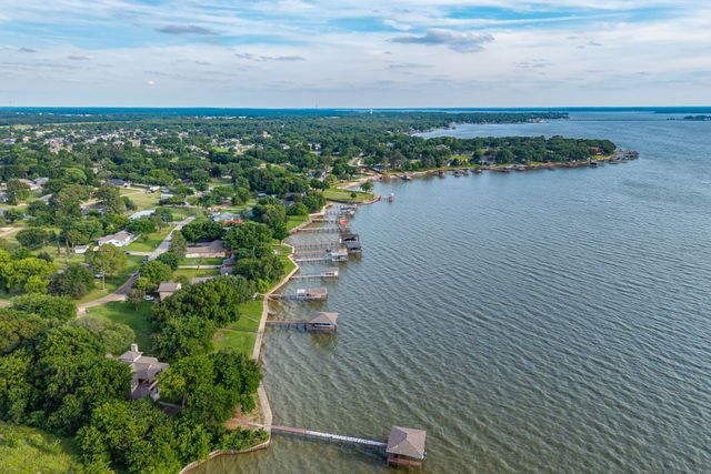 431 Jib Drive, Gun Barrel City, TX 75156
