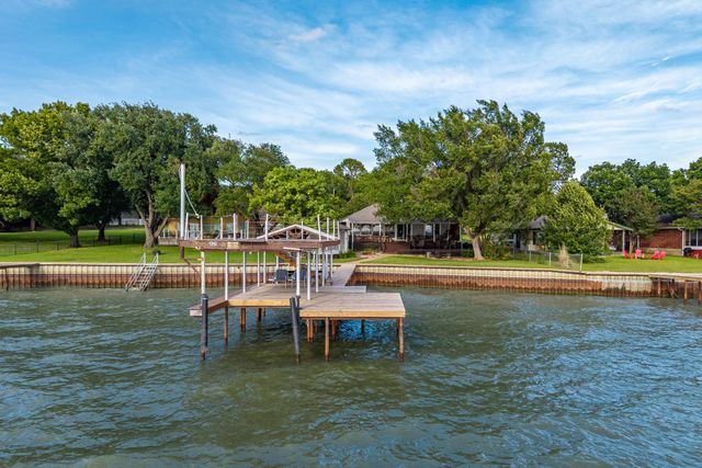 431 Jib Drive, Gun Barrel City, TX 75156