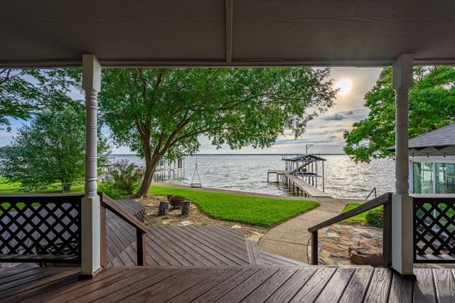 431 Jib Drive, Gun Barrel City, TX 75156
