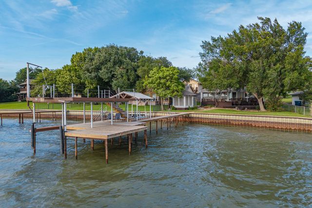 431 Jib Drive, Gun Barrel City, TX 75156