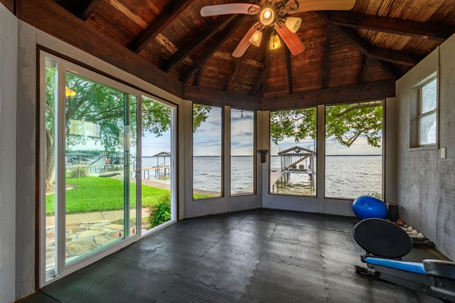 431 Jib Drive, Gun Barrel City, TX 75156