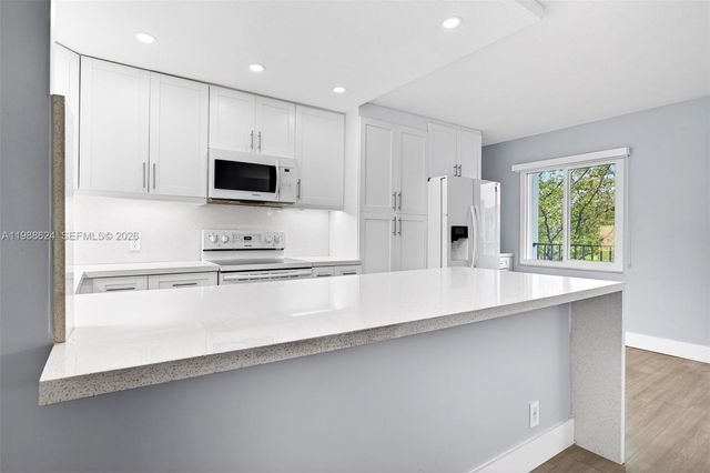 1301 SW 134th Way 313B, Pembroke Pines, FL 33027