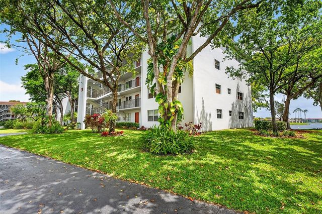1301 SW 134th Way 313B, Pembroke Pines, FL 33027