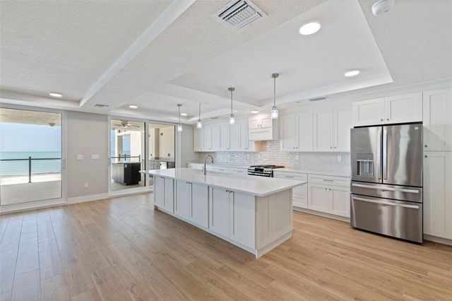 14048 GULF BOULEVARD 202, Madeira Beach, FL 33708