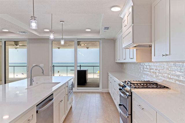 14048 GULF BOULEVARD 202, Madeira Beach, FL 33708