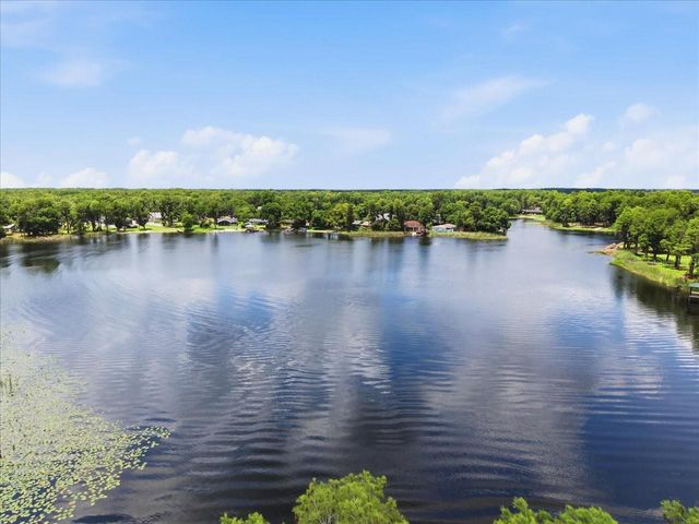 15612 HOWELL PARK LANE, Tampa, FL 33625