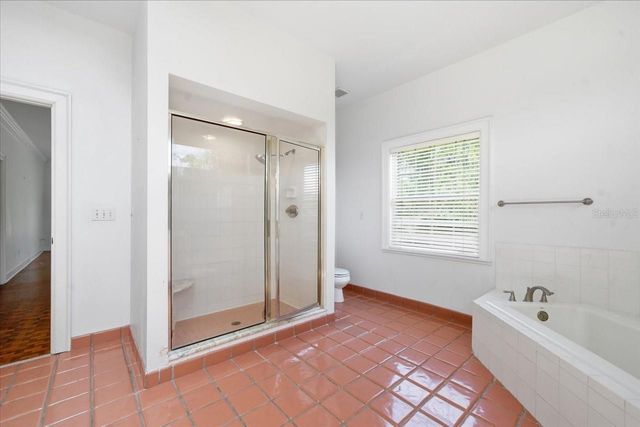 15612 HOWELL PARK LANE, Tampa, FL 33625
