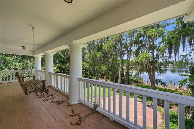 15612 HOWELL PARK LANE, Tampa, FL 33625