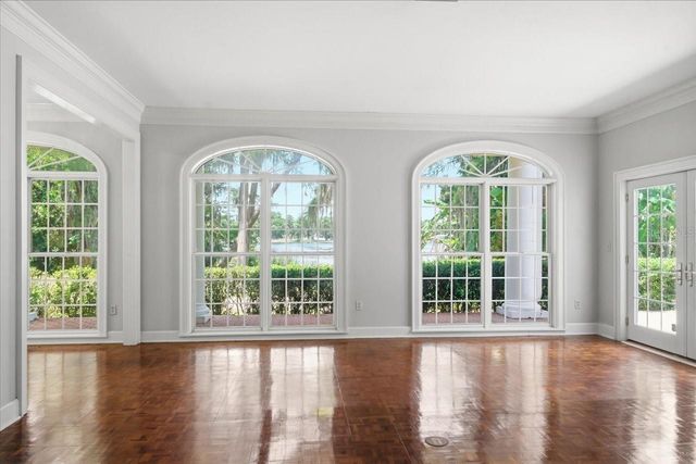 15612 HOWELL PARK LANE, Tampa, FL 33625
