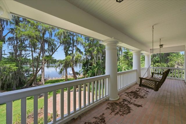 15612 HOWELL PARK LANE, Tampa, FL 33625