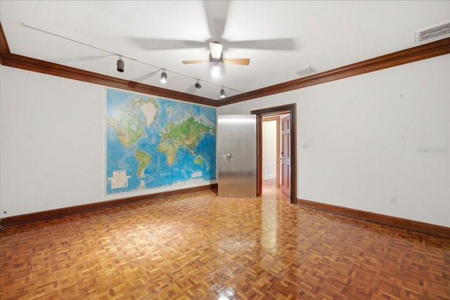 15612 HOWELL PARK LANE, Tampa, FL 33625