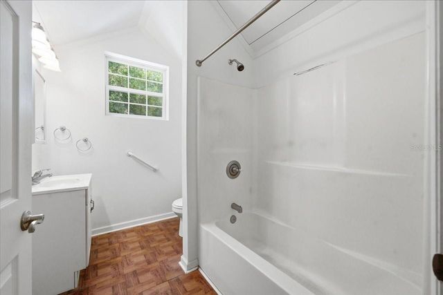 15612 HOWELL PARK LANE, Tampa, FL 33625