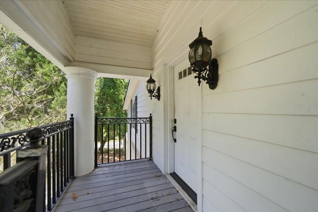 15612 HOWELL PARK LANE, Tampa, FL 33625