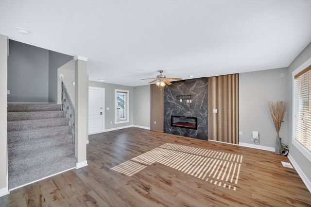 5928 NW 50th Street, Johnston, IA 50131
