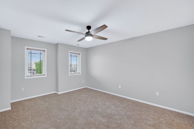 5928 NW 50th Street, Johnston, IA 50131