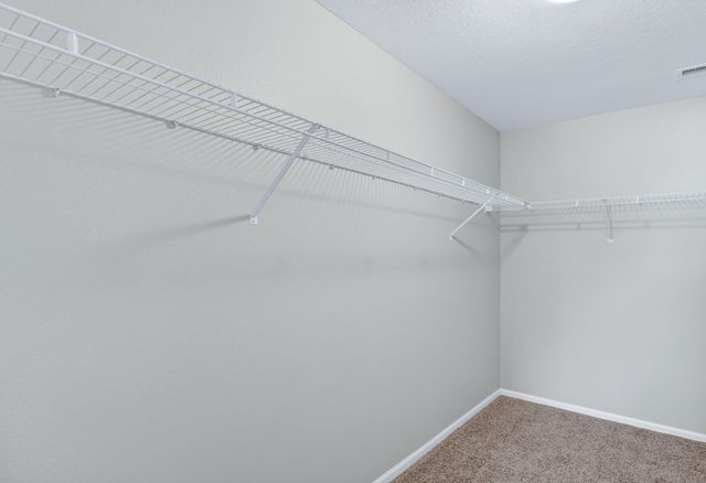 5928 NW 50th Street, Johnston, IA 50131