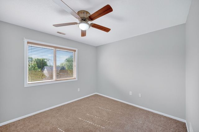 5928 NW 50th Street, Johnston, IA 50131