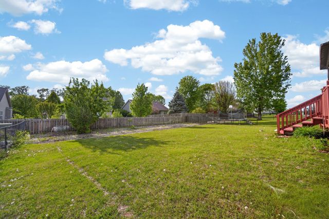 5928 NW 50th Street, Johnston, IA 50131