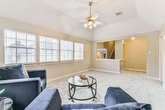 2021 Sandy Coast Circle, League City, TX 77573