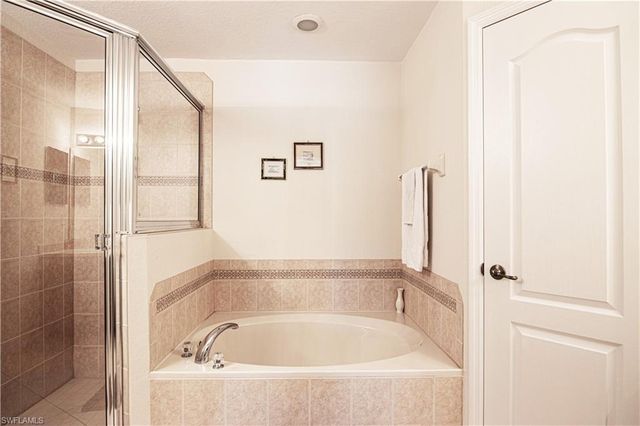 5023 Agualinda BLVD, Cape Coral, FL 33914