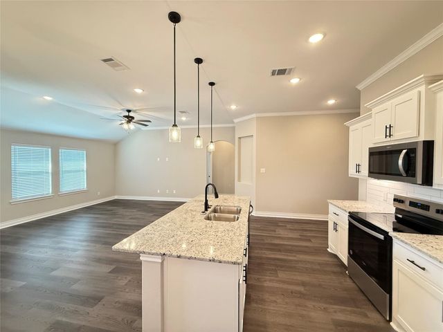 1215 Brad Kellar Drive, Greenville, TX 75402