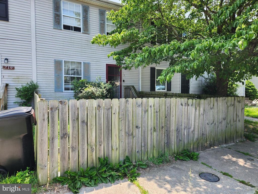 721 HEMLOCK ST, Salisbury, MD 21804