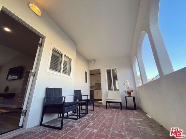 12 E 27th Avenue, Venice, CA 90291