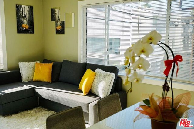 12 E 27th Avenue, Venice, CA 90291