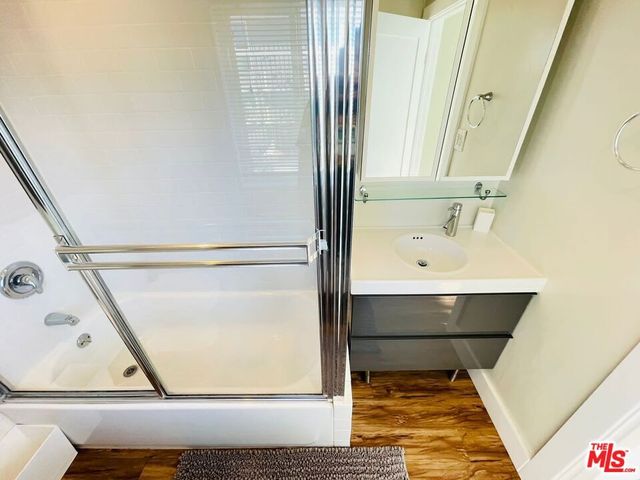 12 E 27th Avenue, Venice, CA 90291