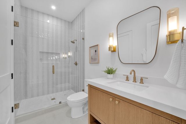 6835 Dalhart Lane, Dallas, TX 75214