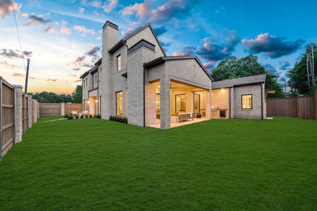 6835 Dalhart Lane, Dallas, TX 75214
