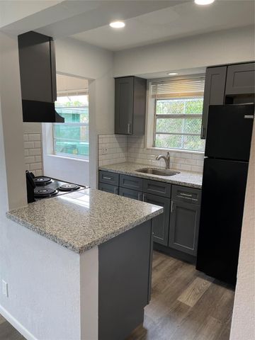 5631 NW 15th Street, Lauderhill, FL 33313