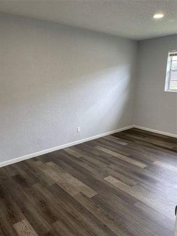 5631 NW 15th Street, Lauderhill, FL 33313