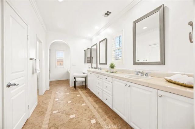 6 Ingleside, Irvine, CA 92620