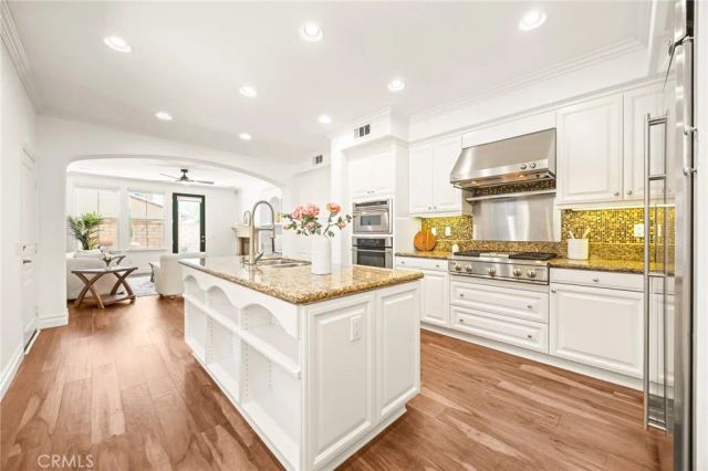 6 Ingleside, Irvine, CA 92620
