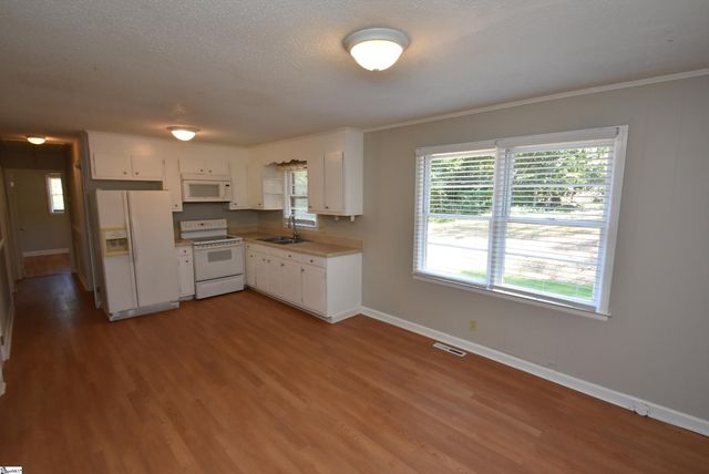 14 Theodore Circle, Greenville, SC 29611