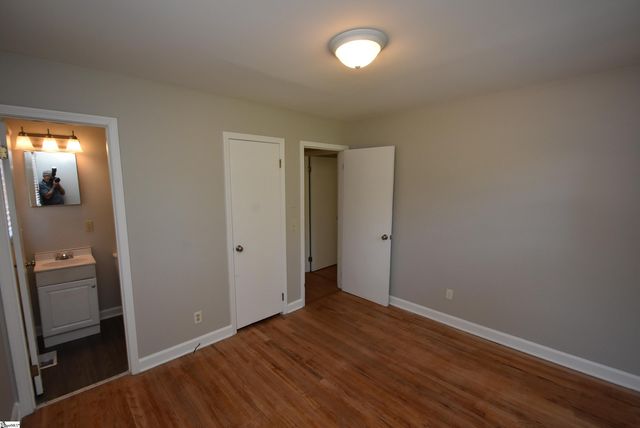 14 Theodore Circle, Greenville, SC 29611