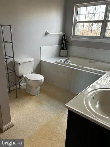 10685 JACKSONHOLE PL, White Plains, MD 20695