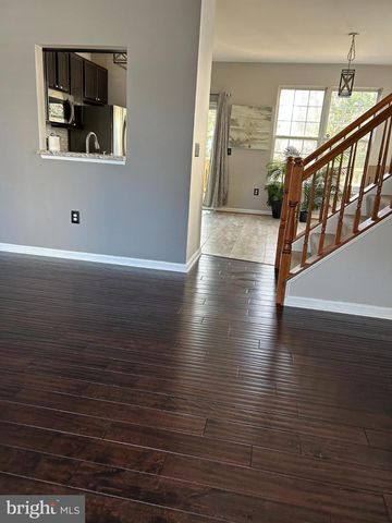 10685 JACKSONHOLE PL, White Plains, MD 20695