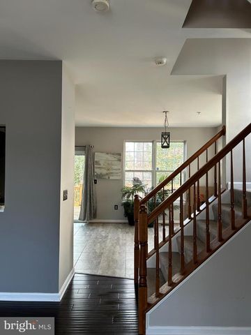 10685 JACKSONHOLE PL, White Plains, MD 20695