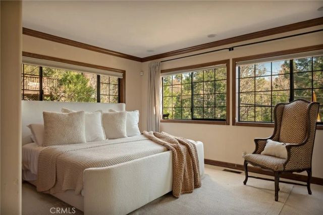 27538 W Shore Road, Lake Arrowhead, CA 92352